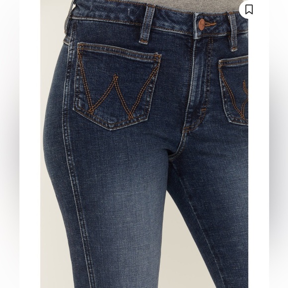 WRANGLER RETRO WOMEN'S HIGH RISE FLARE PATCH POCKET VICTORIA STRETCH JEANS - Picture 5 of 11